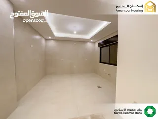 8 شقة اخير مع رووف 210م2 في منطقة الرابية/ الرابية 13 (اسكان المنصور)