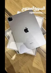  28 iPad Pro M2 4th gen 128gb  ايباد برو استخدام بسيط مع كل الاكسسوارات و قلم m2 الجيل الرابع