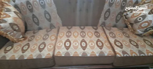  17 كنب + بوفيه للبيع بحاله جيده السعر 150