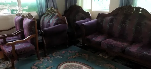  1 طقم كنب تسع مقاعد بحاجة شغل بسيط