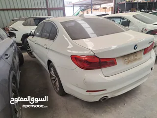  3 2020 BMW 530E hybrid فل للبيع على ضربتها او مصلحها تصلح لسوق الاعفاءات