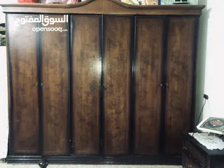  1 غرفة نوم خشب بني للبيع