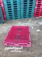  9 USED PLASTIC PALLETS FOR SALE