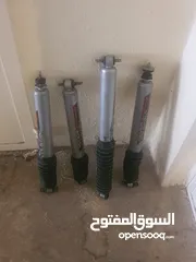  1 Jeep Cherokee XJ - Shocks (Rough Country)