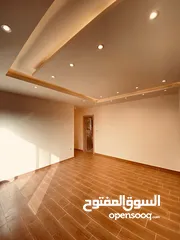  8 شقة طابق أول. بمساحة 171 متر مربع   !!!!!  تلاع العلي - خلف أسواق السلطان