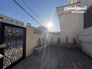  29 (( مسايا )) شقة مفروشة فندقية vip للأيجار لاصحاب الذوق الرفيع في (( اربد )) الحي الشرقي مدخل مستقل