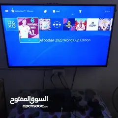  1 جهاز بلايستيشن فور مع شاشه قياس 42 بوصه
