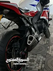  3 هوندا CBR 1000RR