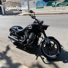  1 دراجة فيكتوري همر 8 بول