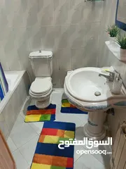  13 شقة للبيع في منطقة الدوار السابع وبسعر مغري جدًا وقريبه علي جميع الخدمات