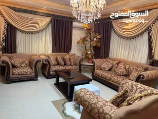  9 أثاث بيت للمنزل  استخدام بسيط  مغتربين خارج البلاد استخدام شهر فقط بالسنه