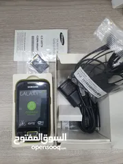  3 اجهزة مخزنة قديمة بالكرتونة لم تستخدم نهائيا مع كامل اغراضهم Samsung وNokia وmotorolla وغيرهم
