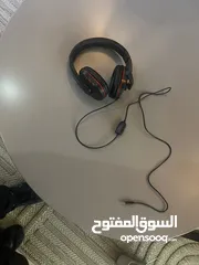  1 سماعة جديدة