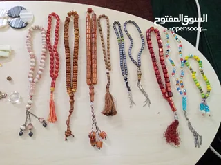  15 مسابح وعقود واطواق مشكله منوعه للبيع في اربد