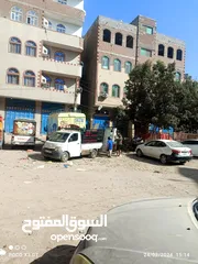  7 سيارة نقل وتوصيل داخل عدن
