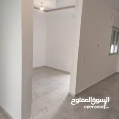  3 حوش علي دورين نظام خليج طرابلس عين زارة عين زارة