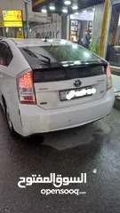  3 بريوس موديل 2011 للبيع