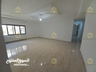  14 شقة مميزة - خلدا - 3نوم 1ماستر - 200م - قرب الخدمات العامة - موقع هادئ ومميز