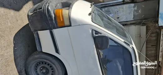  8 باص  تويوتا هايس للبيع في اربد.