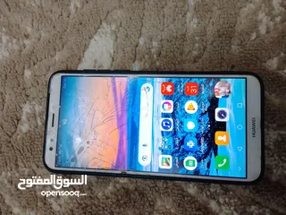  7 ايباد بس محروقه شاشته وكاله مع كرتونته بكل اغراض مكيسه له عندي اسبوع