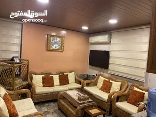  16 عماره ثلاث طوابق وروف بمواصفات خاصه للبيع في جبل الحسين