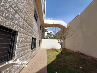  18 شقة طابق ارضي بمساحة 220 متر داخلي و ترس بمساحة 350 خارجي للبيع في ضاح... ( Property ID : 30821 )