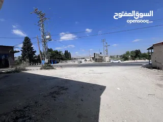  5 محلات للإيجار