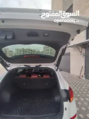 17 هونداي توسان فل الفل اضافات دهان شركة وعداد أصلي 70000كم فقططط رخصة وتأمين شامل للبيع بسعر مغري