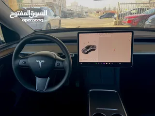  10 Tesla Y 2023 dual motor