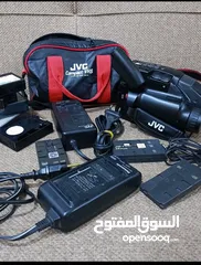 2 كاميرا فيديو كاست JVC
