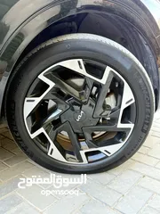  7 كيا سبورتاج GT Line ترخيص 2022 محرك 1600 هايبرد plug in/يقطع على الشحنه 65 كيلو متر  271 حصان