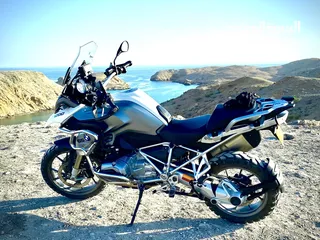  3 BMW 1200 GS