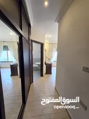  17 دير غبار شقة ارضية طابقية مفروشة للإيجار مع تراس واسع وكراج خاص