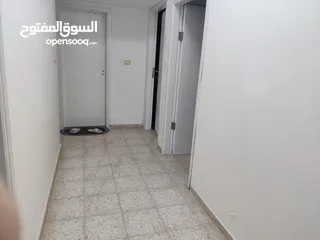  5 شقة للبيع بطولكرم البلد بسعر مغري ومساحة كبيرة