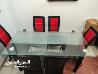  3 طاولة طعام زجاج مع 6 كراسي جلد و لوحتين فاخرين Dinning table w/6 chairs & 2 elegant photo frames