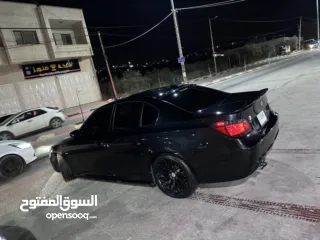  1 BMW e60 525
