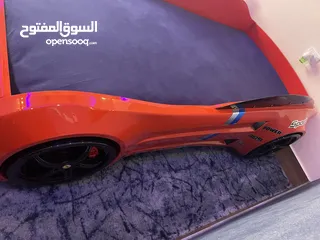  4 غرفة نوم أطفال على شكل سيارة