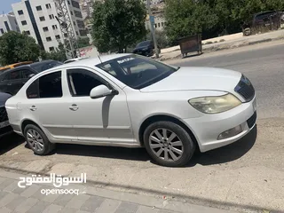  3 سكودا بيضاء 2012