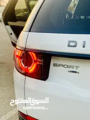  9 Land Rover Discovery Sport HSE