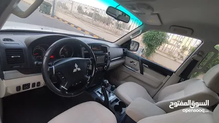  15 Mitsubishi Pajero 2017
