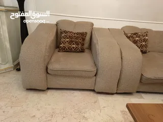  5 طقم كورنر 7 مقاعد مع طاولة و 3 طاولات سيرفس