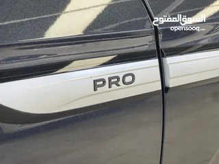  15 ID 4 CROZZ PRO 2024 صنف بيانو بلاك مع فتحة متحركة مع كفالة 6 سنوات ID4