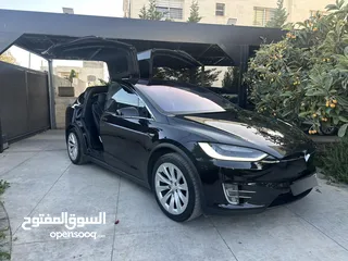  2 Tesla Model X وارد الشركة مميزة جدا