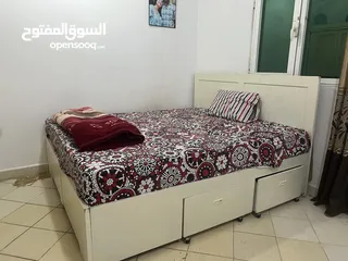  1 Double bed with heavy mattress