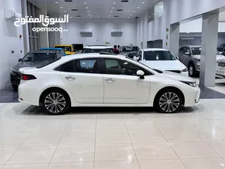  2 Toyota Corolla GLI 2021 (White)