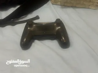  4 يد بلاستيشن مستعمل بحالة جيد جدا
