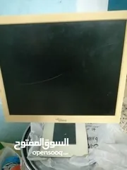  1 شاشة كمبيوتر