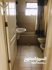  7 شقة مميزة للبيع في الرابية  - خلف السفارة الصينية طابق ثالث 190م تشطيب سوبر ديلوكس