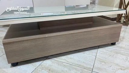  1 طوله وسط لغرفه القعده مع لوح زجاج و 3 طولات ملحق