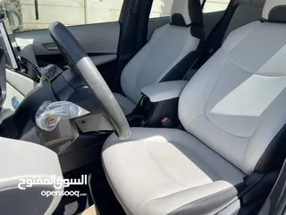 19 تويوتا كورولا 2020 هايبرد لون اسود حره باسم المستورد